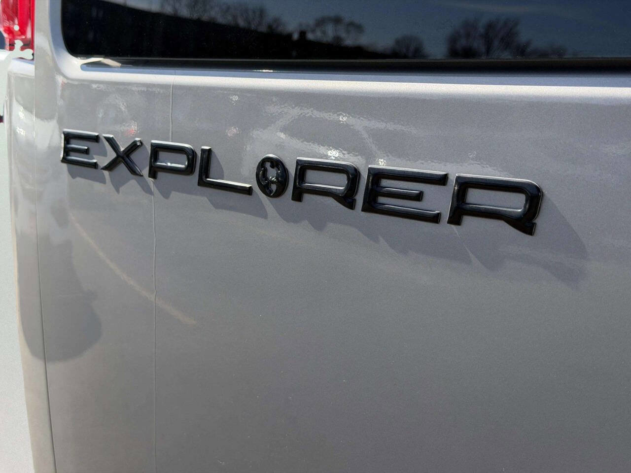 Used 2021 Chevrolet Express 2500 LS w/ Enhanced Convenience Package image 6