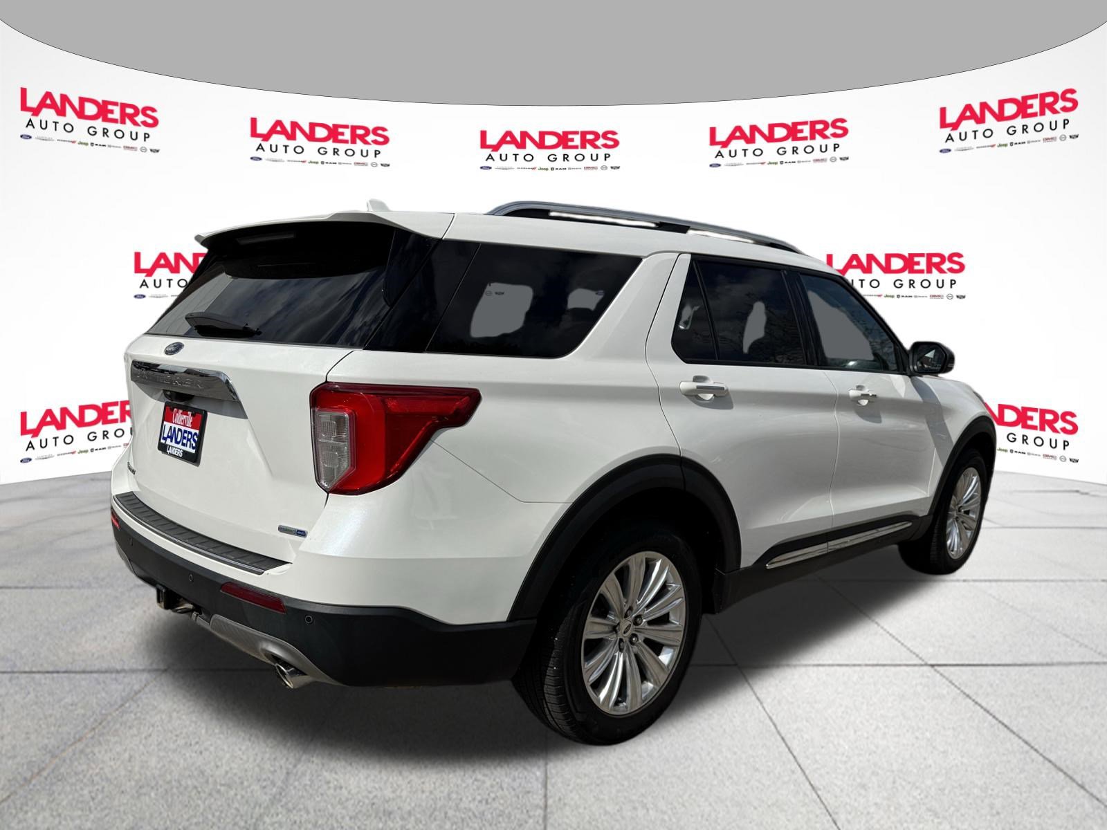 Used 2020 Ford Explorer Limited w/ Class III Trailer Tow Package image 3