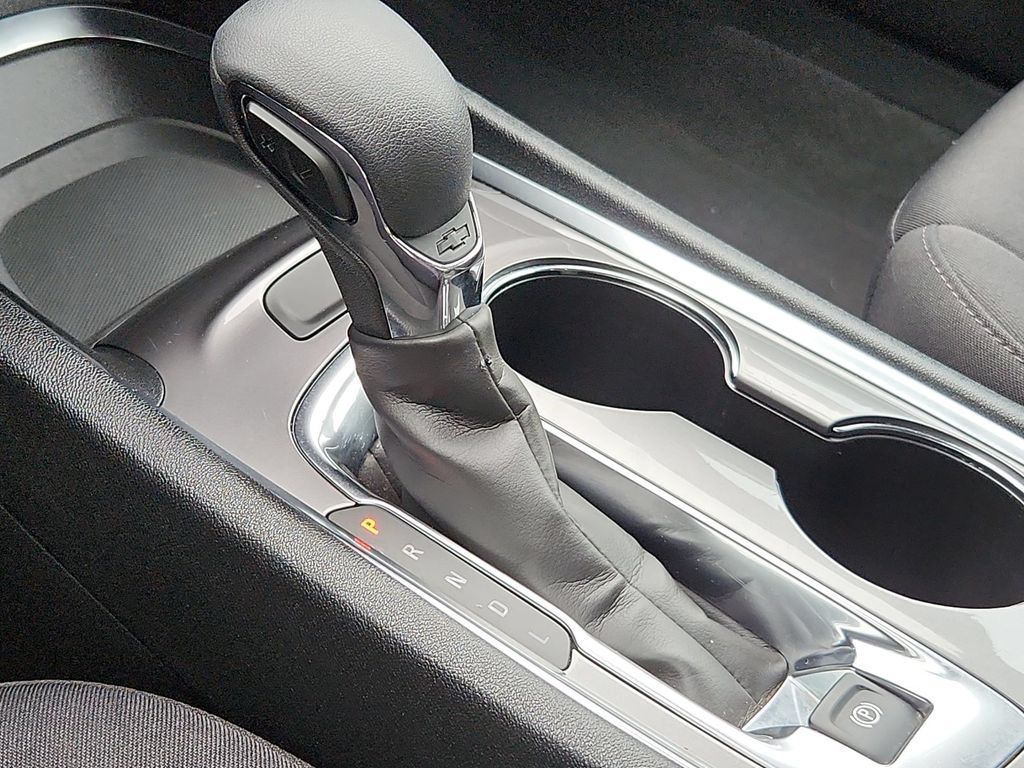 Used 2023 Chevrolet Malibu LT FWD image 11