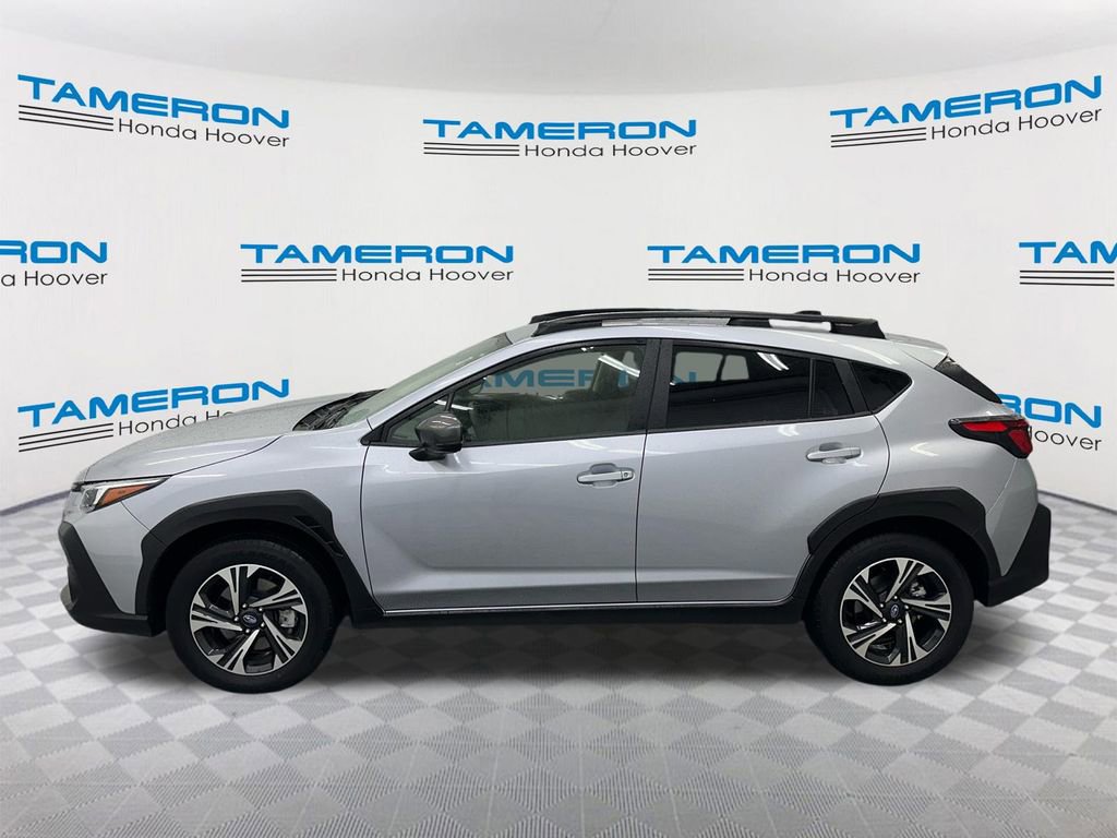 Used 2025 Subaru Crosstrek 2.0i Premium AWD/4WD image 2