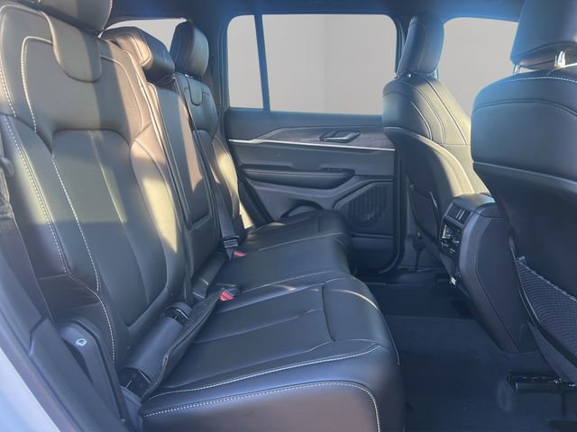 New 2025 Jeep Grand Cherokee Limited image 21