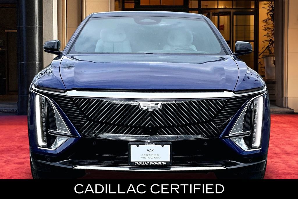 Used 2024 Cadillac Lyriq Luxury RWD image 3