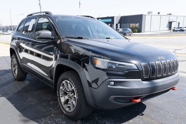 Used 2020 Jeep Cherokee Trailhawk w/ Cold Weather Group image 6