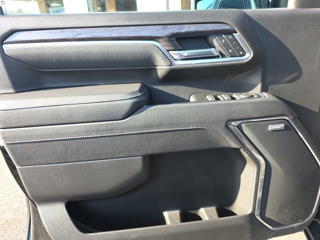 Used 2025 Chevrolet Silverado 2500 LTZ w/ LTZ Premium Package image 18