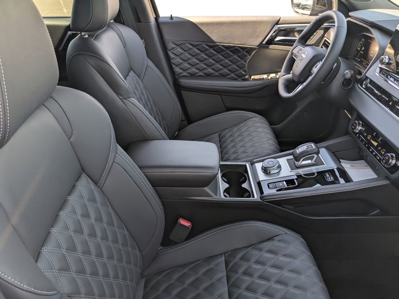 New 2026 Nissan Rogue Platinum AWD/4WD image 29
