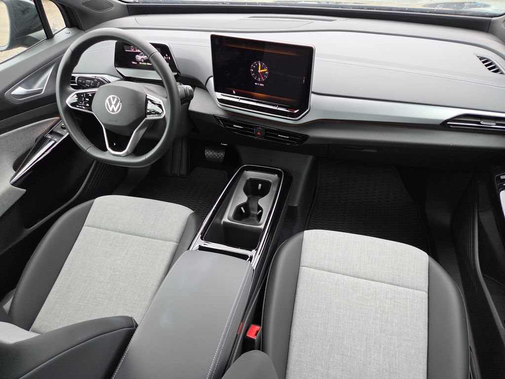 New 2025 Volkswagen ID.4 Pro AWD/4WD image 14
