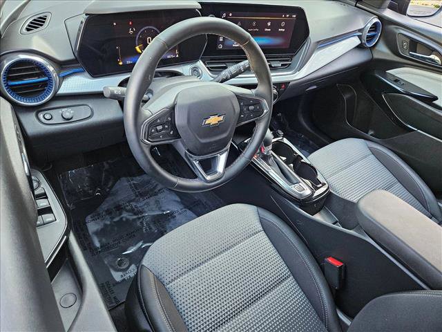 Used 2025 Chevrolet Trax LT w/ Driver Confidence Package FWD image 10