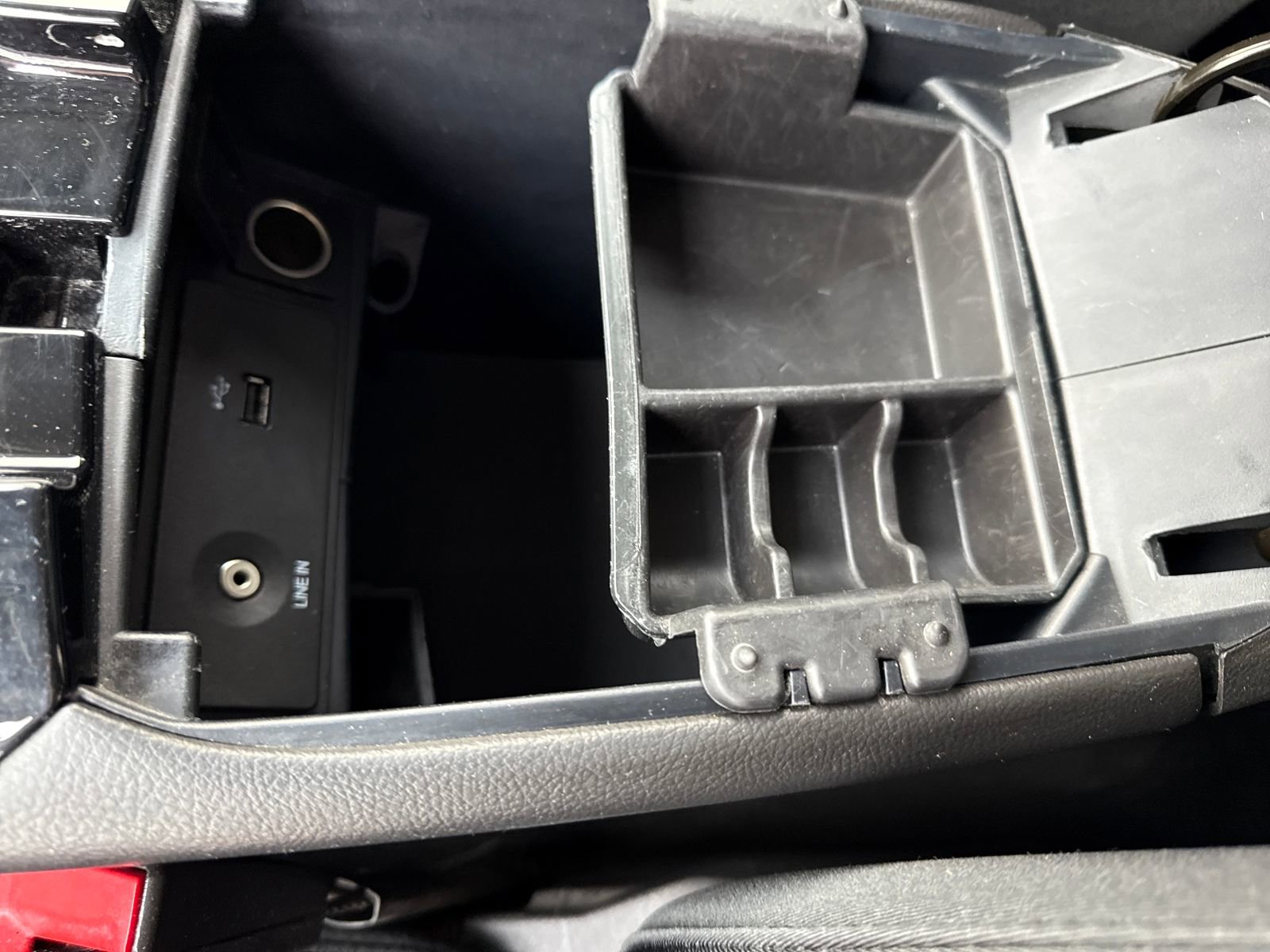 Used 2014 Ford Fusion SE image 26