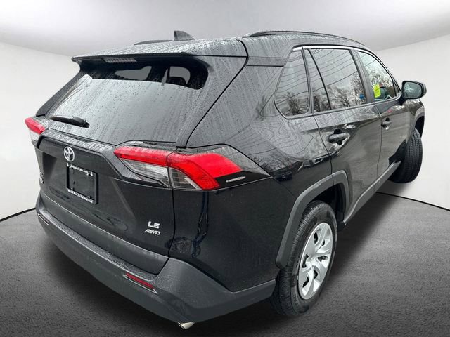 Used 2020 Toyota RAV4 LE w/ Carpet Mat Package image 10