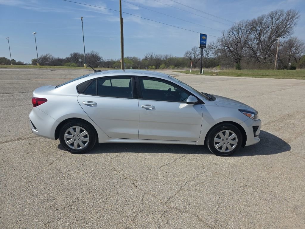 Used 2023 Kia Rio LX image 2