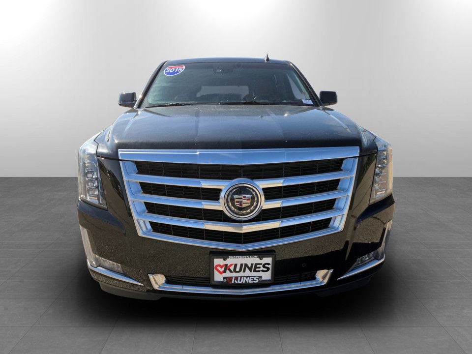 Used 2015 Cadillac Escalade Premium image 4