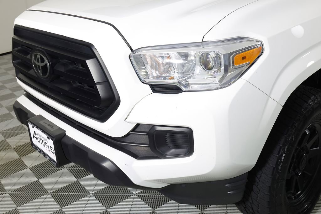 Used 2023 Toyota Tacoma SR AWD/4WD image 36