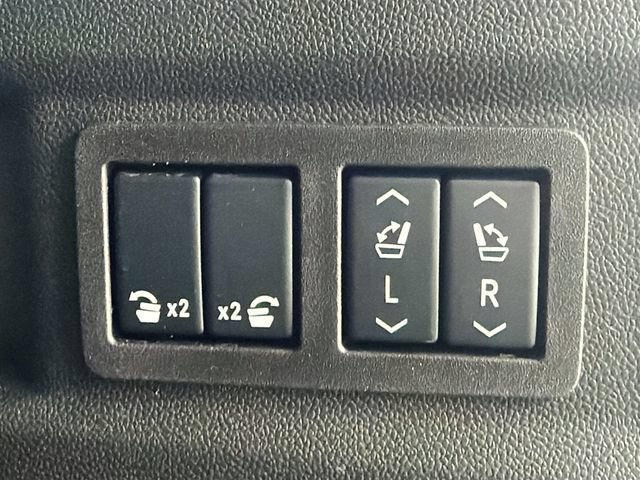 Used 2026 Chevrolet Tahoe Premier RWD image 13