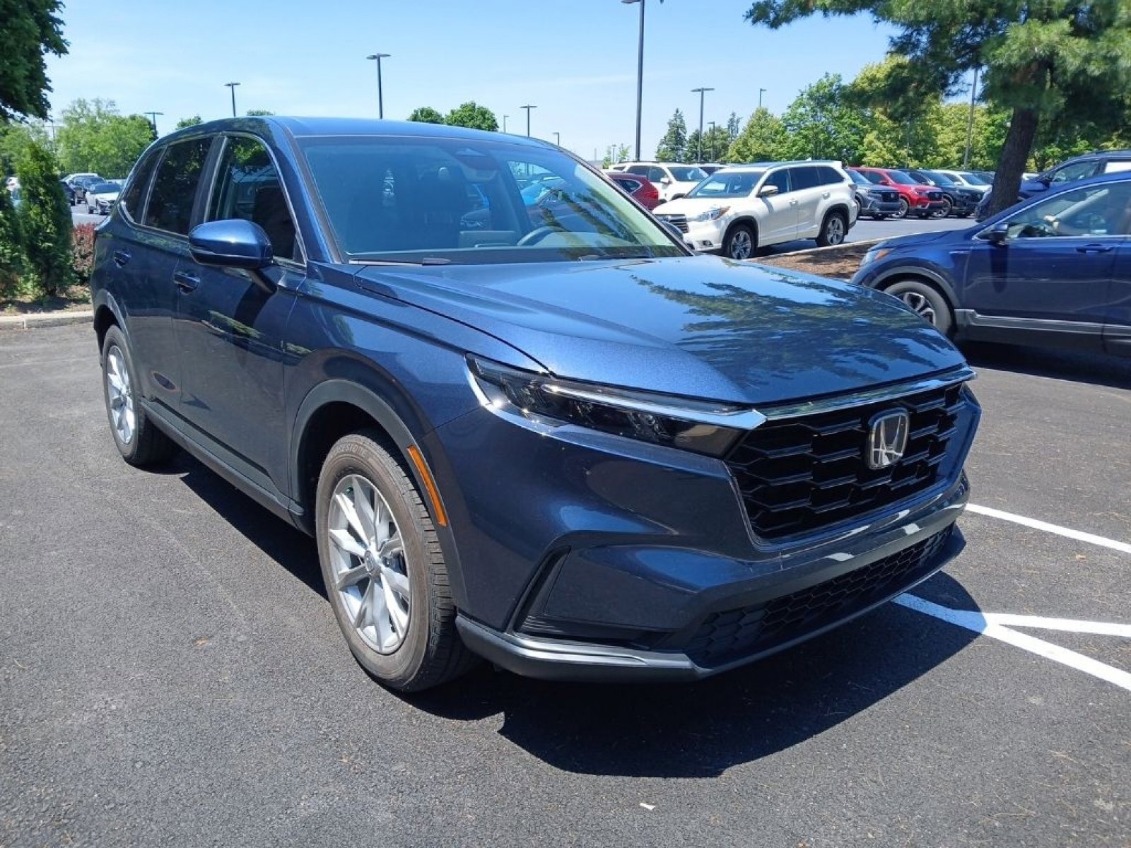 Used 2024 Honda CR-V EX image 5