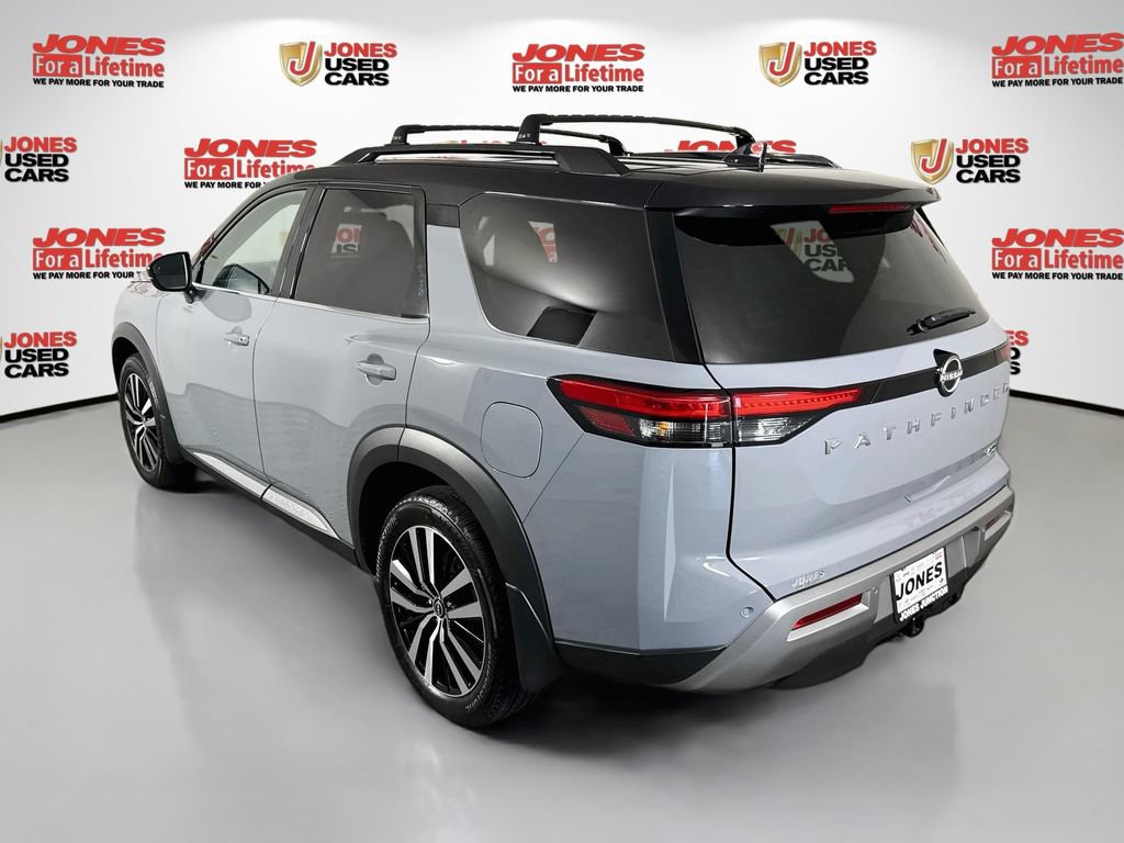Certified 2025 Nissan Pathfinder Platinum w/ Cargo Package AWD/4WD image 2