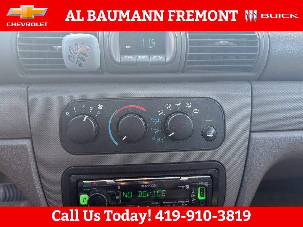 Used 2006 Dodge Stratus SXT w/ Travel Convenience Group FWD image 18