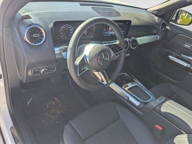 New 2026 Mercedes-Benz GLB 250 image 3