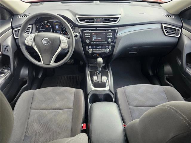 Used 2016 Nissan Rogue SV image 17