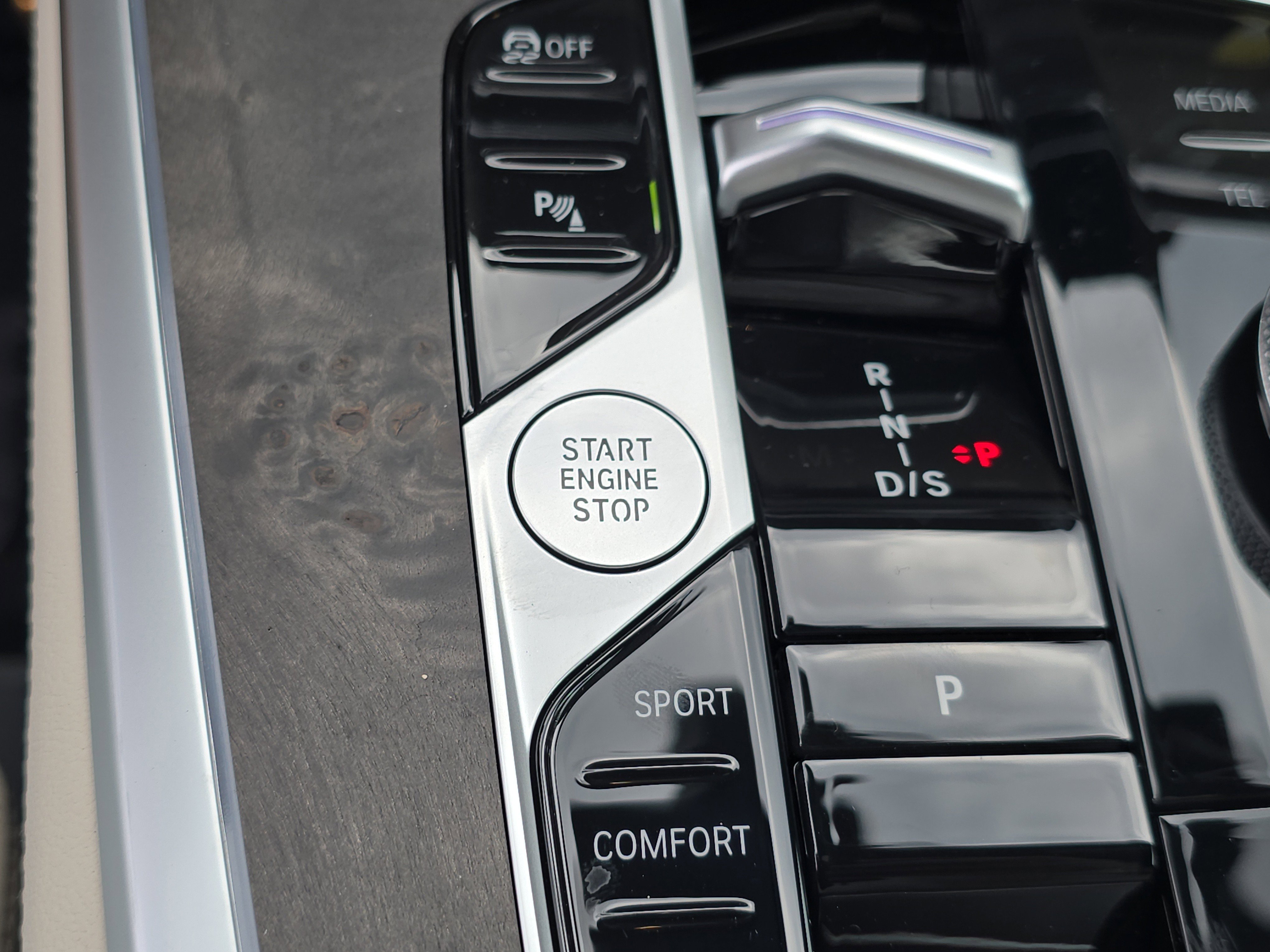 New 2026 BMW X5 sDrive40i w/ M Sport Package image 30