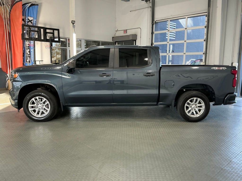 Used 2020 Chevrolet Silverado 1500 Custom w/ Custom Value Package image 5