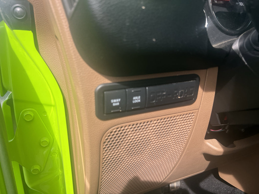 Used 2012 Jeep Wrangler Unlimited Rubicon w/ Dual Top Group AWD/4WD image 15