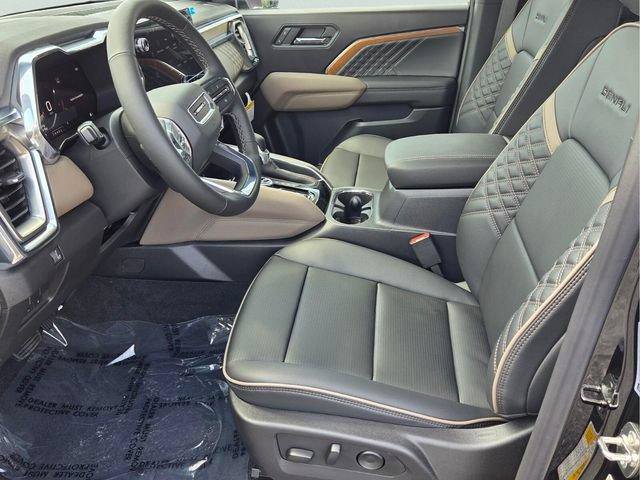 New 2026 GMC Canyon Denali w/ LPO, Denali Black Edition AWD/4WD image 10