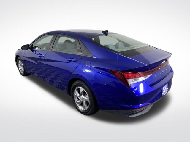 Used 2021 Hyundai Elantra SE FWD image 8