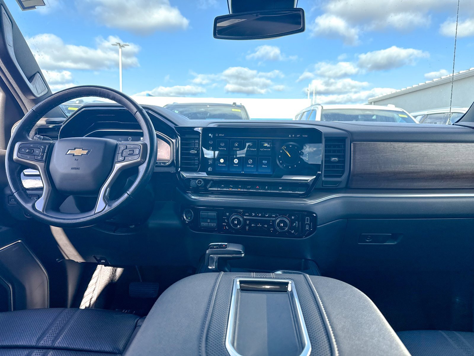 Certified 2022 Chevrolet Silverado 1500 High Country w/ High Country Premium Package image 23