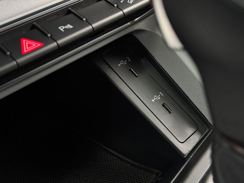 Used 2022 Audi Q3 2.0T Premium w/ Convenience Package image 32