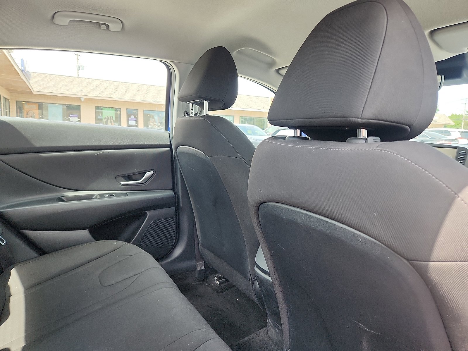 Certified 2023 Hyundai Elantra SEL FWD image 28
