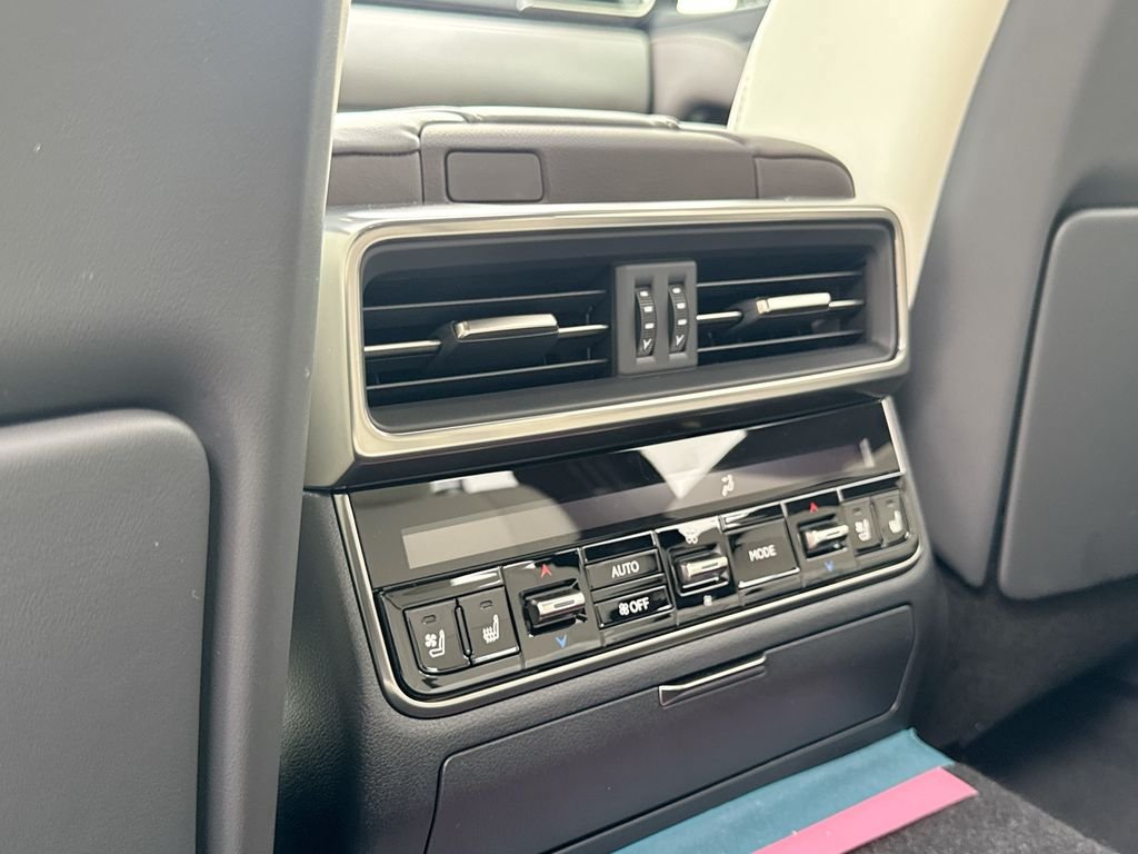New 2026 Lexus LX 700h Luxury AWD/4WD image 33