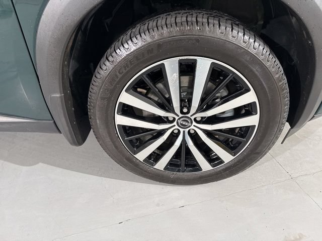 Used 2023 Nissan Pathfinder Platinum AWD/4WD image 15
