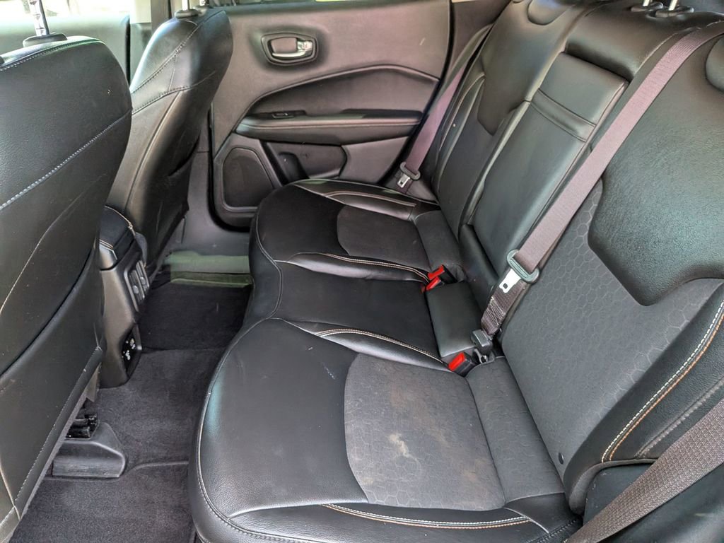 Used 2019 Jeep Compass Latitude FWD image 35