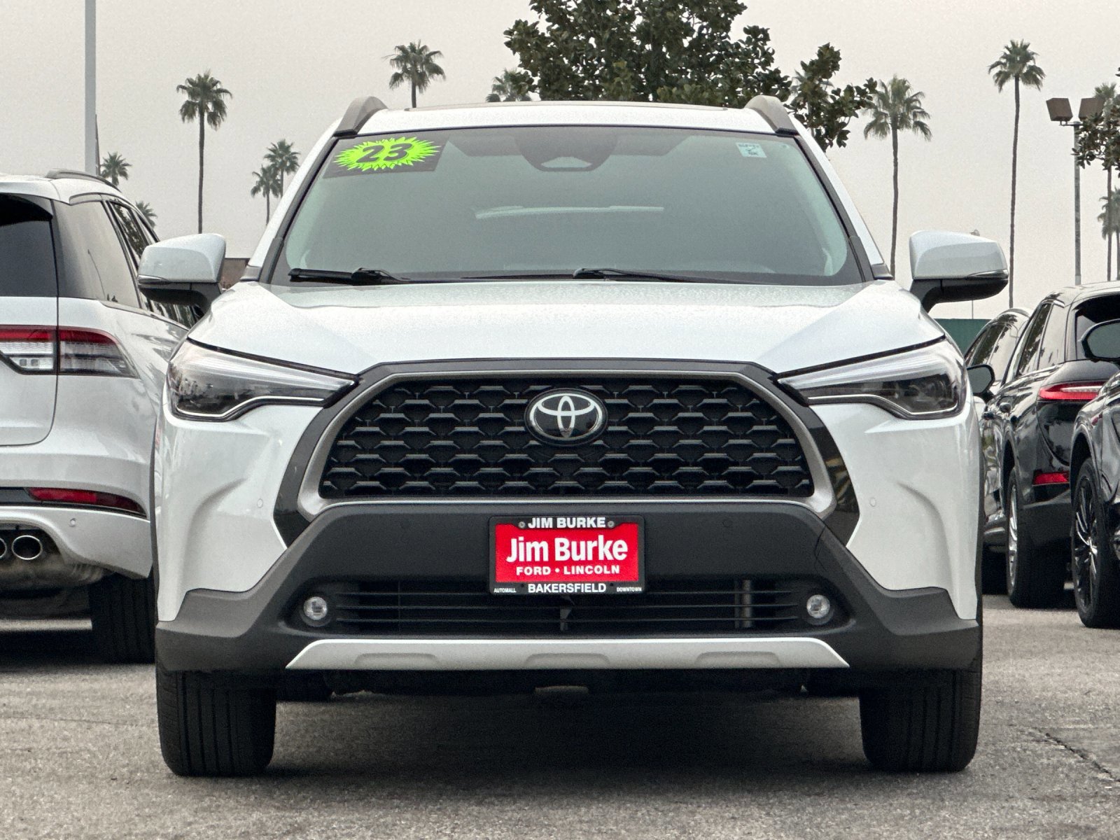 Used 2023 Toyota Corolla Cross XLE image 9