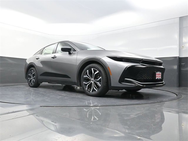 Used 2023 Toyota Crown XLE image 27