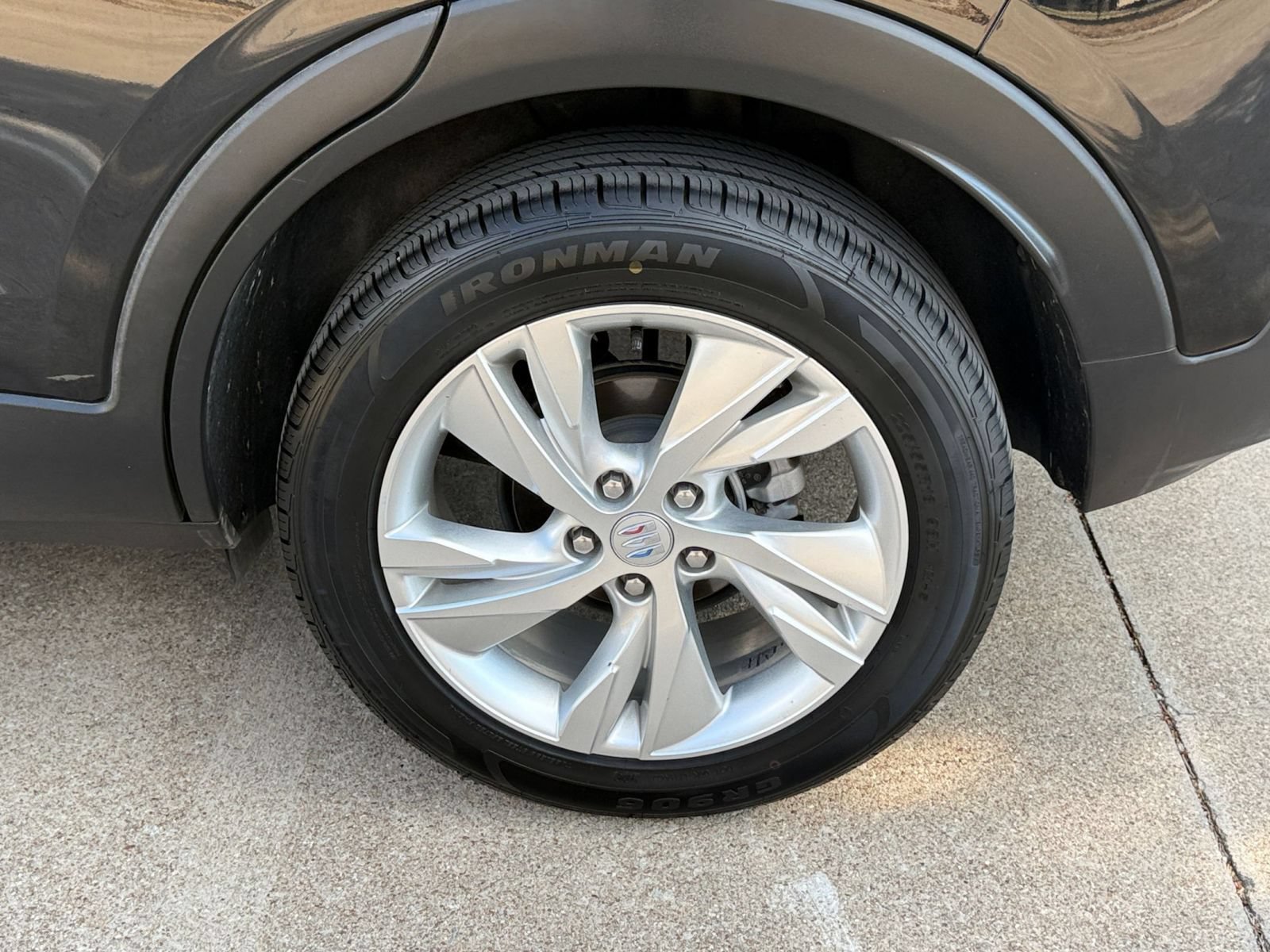 Used 2025 Buick Encore GX Preferred AWD/4WD image 29