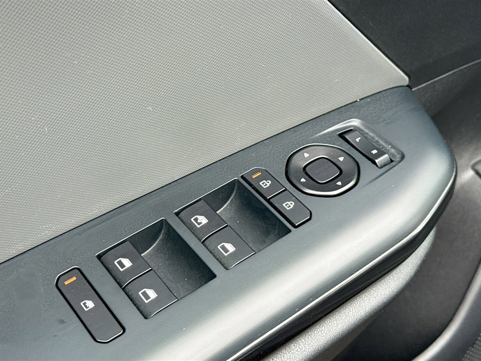 Used 2025 Kia K4 LXS FWD image 7