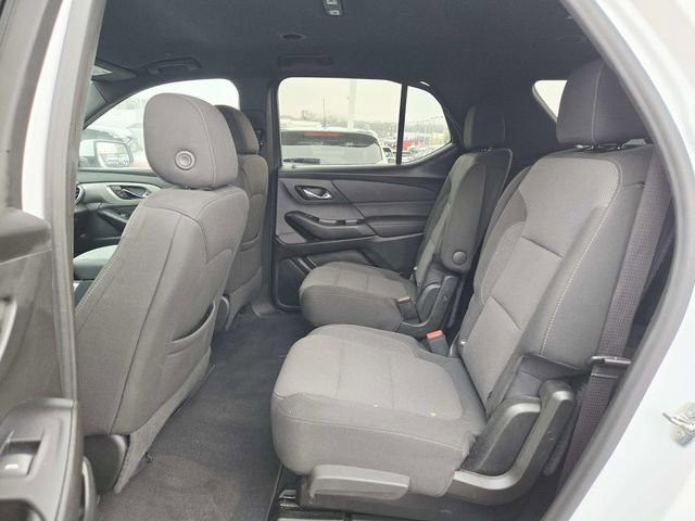 Used 2023 Chevrolet Traverse LT image 9