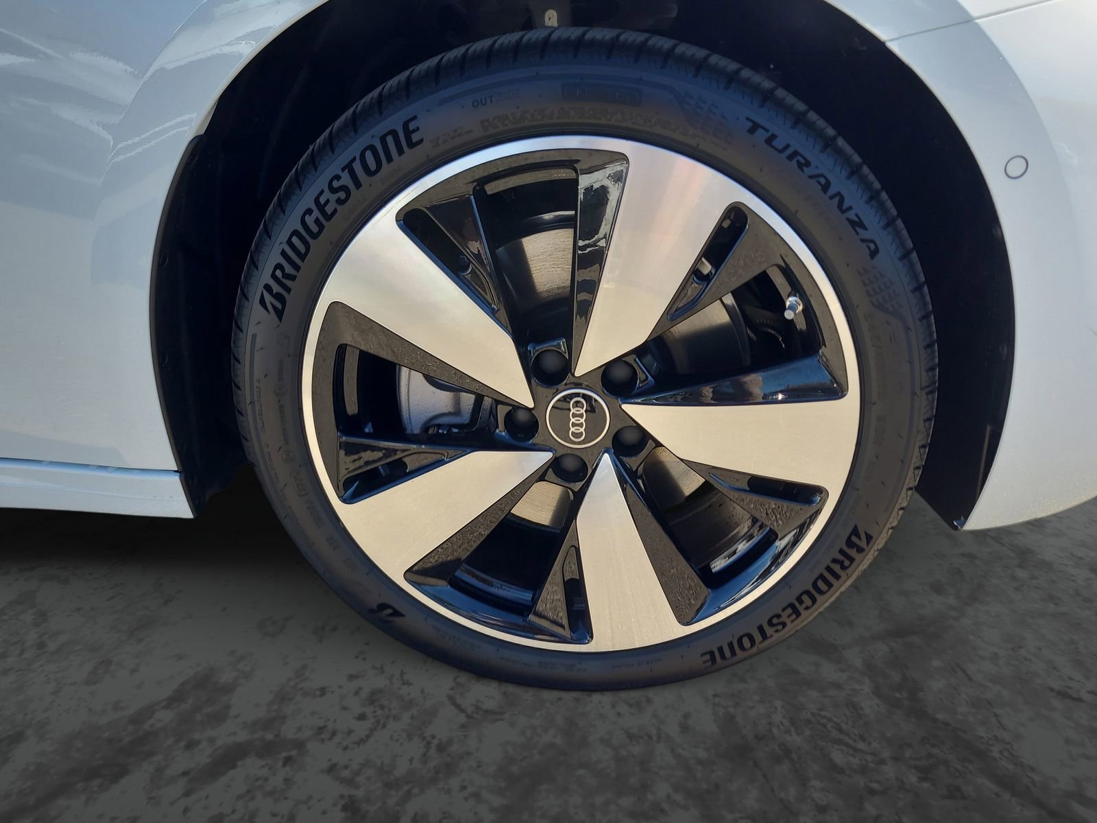 New 2025 Audi A5 2.0T Premium image 5