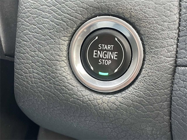 Used 2021 GMC Yukon XL Denali w/ Denali Premium Package image 23