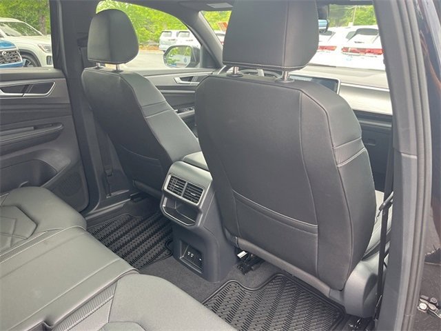New 2025 Volkswagen Atlas Cross Sport SE image 33