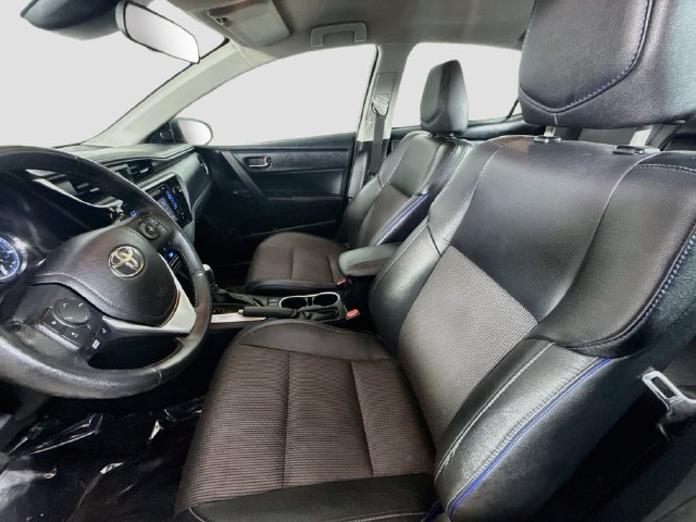 Used 2018 Toyota Corolla SE FWD image 20