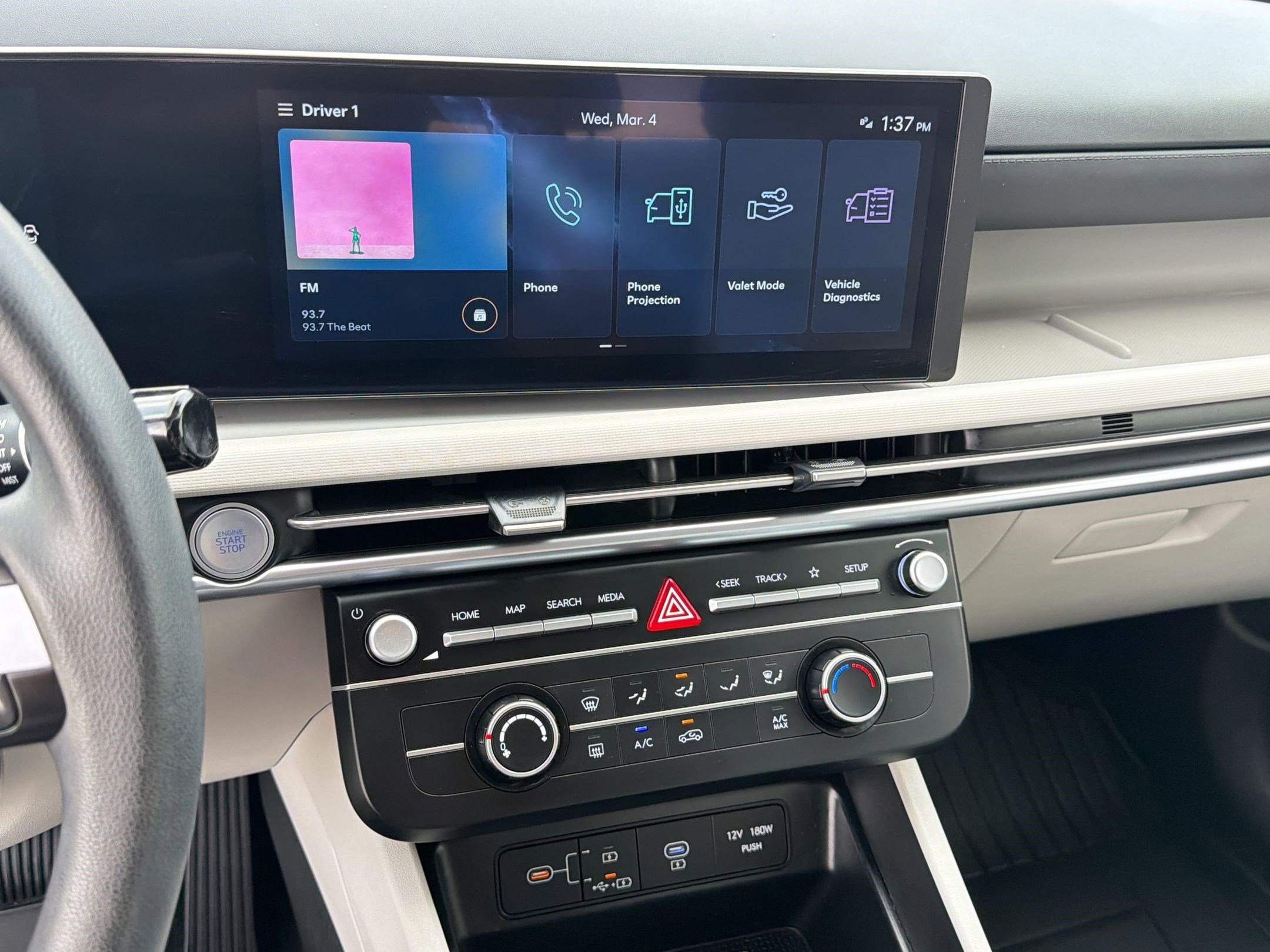 Used 2025 Hyundai Tucson SE image 26