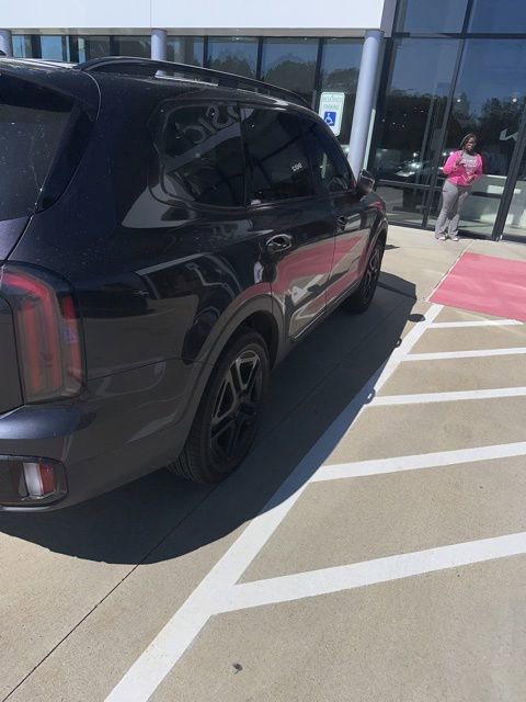 Used 2025 Kia Telluride EX X-Line AWD/4WD image 5