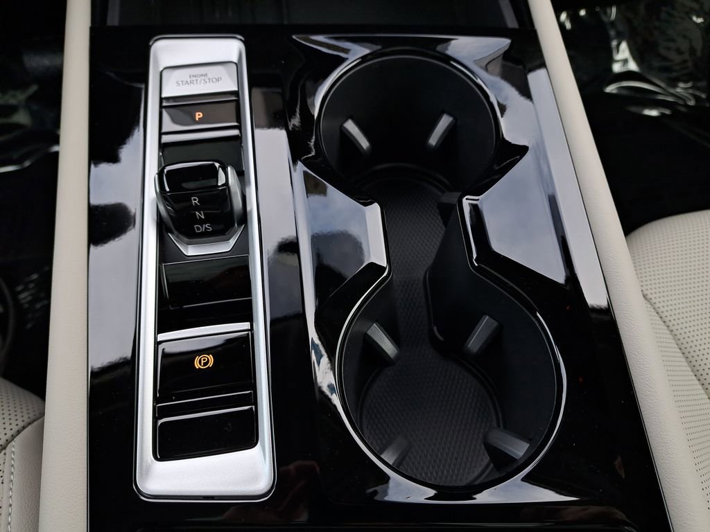 New 2025 Volkswagen Atlas SEL image 24