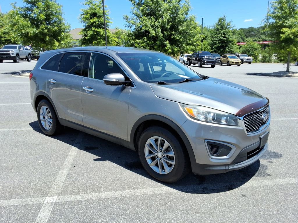Used 2016 Kia Sorento L FWD image 3