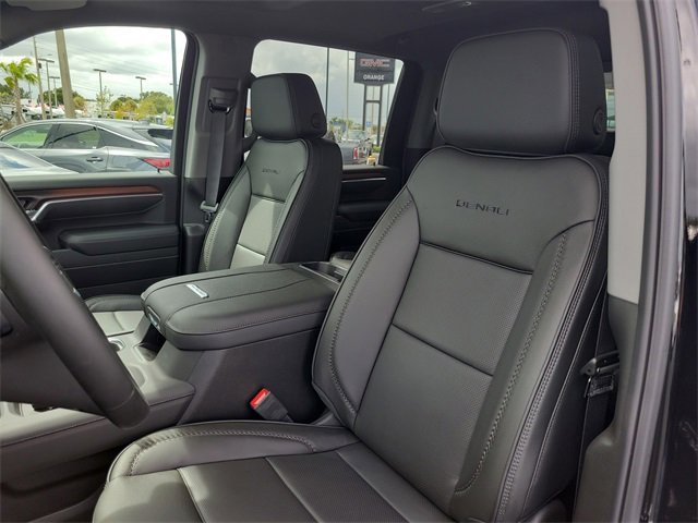New 2026 GMC Sierra 2500 Denali w/ Denali Reserve Package image 13