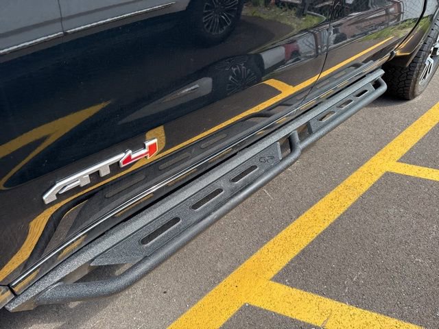 Used 2024 GMC Sierra 1500 AT4 w/ Technology Package image 9