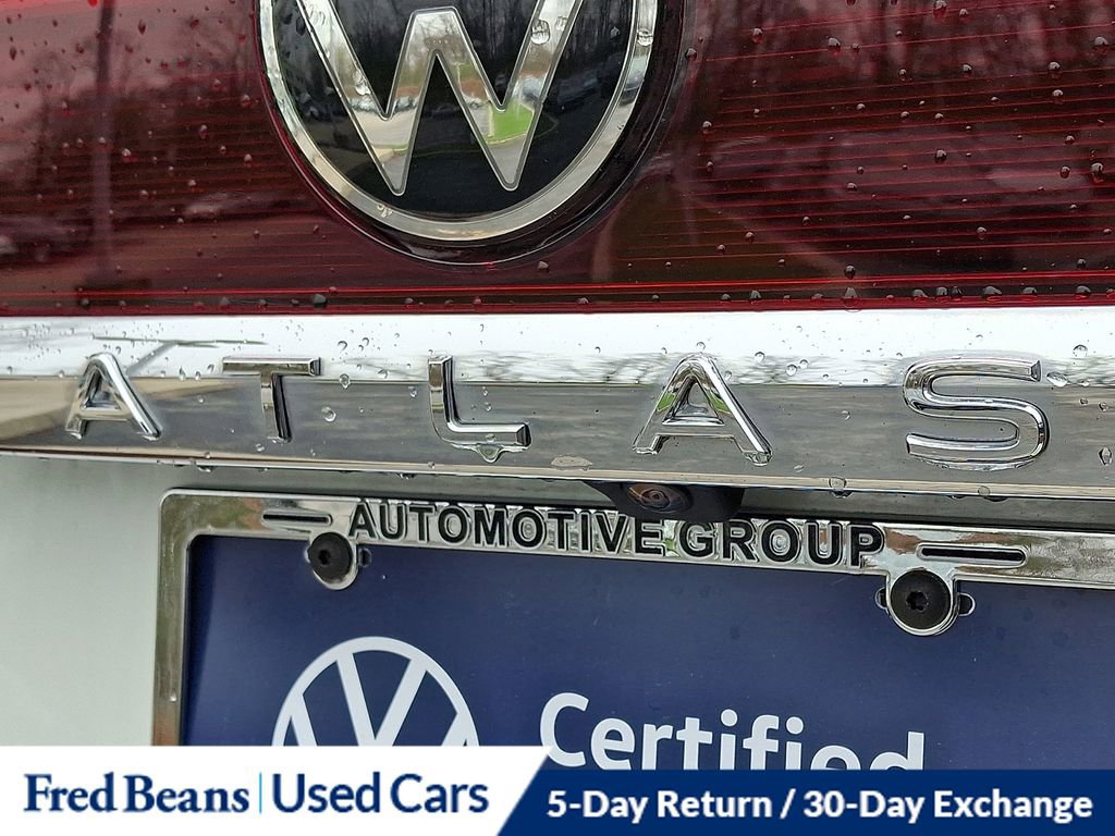 Certified 2024 Volkswagen Atlas Cross Sport SEL R-Line image 32