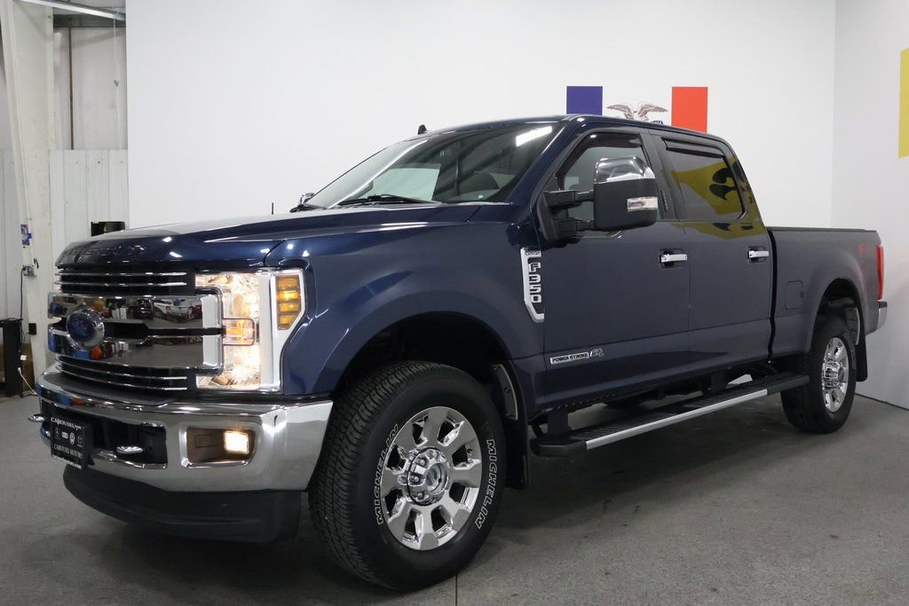 Used 2019 Ford F350 Lariat w/ Chrome Package image 8